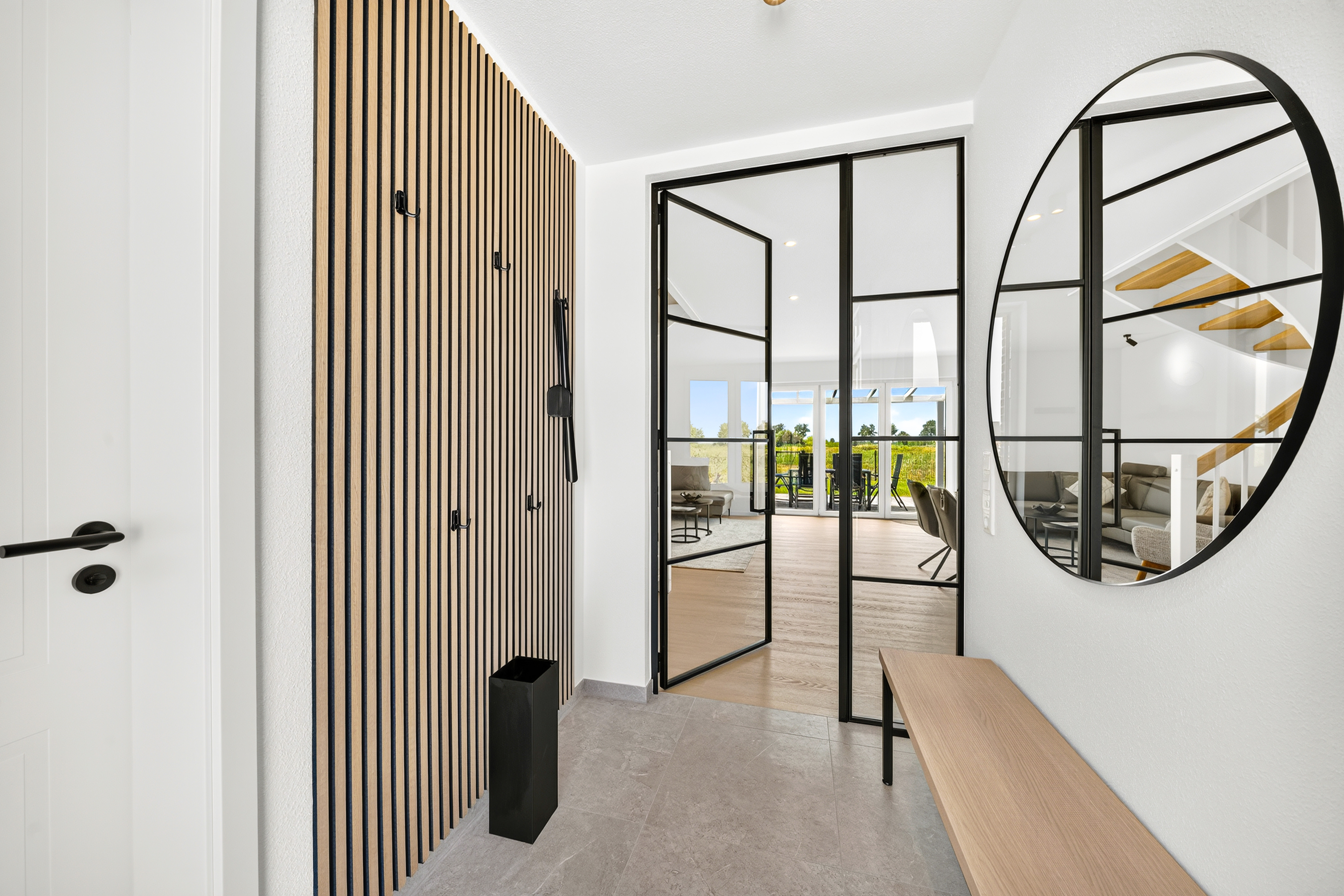 Eingangsbereich mit Garderobe im Ferienhaus Grachtenliebe 1